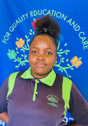 Teacher Lebogang - Assistant teacher2